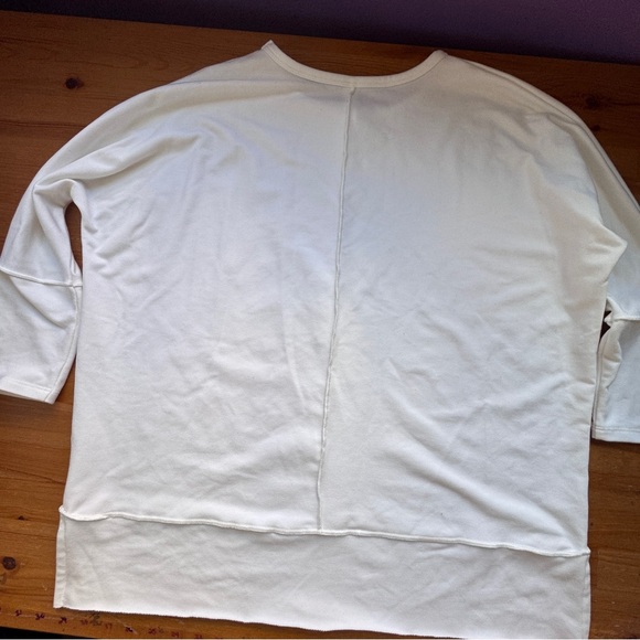 Spanx sweatshirt size small - Picture 12 of 13